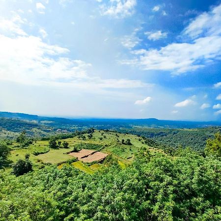Anand Valley Hotel Panhala Ngoại thất bức ảnh