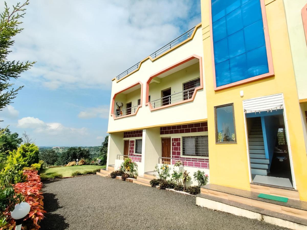 Anand Valley Hotel Panhala Ngoại thất bức ảnh
