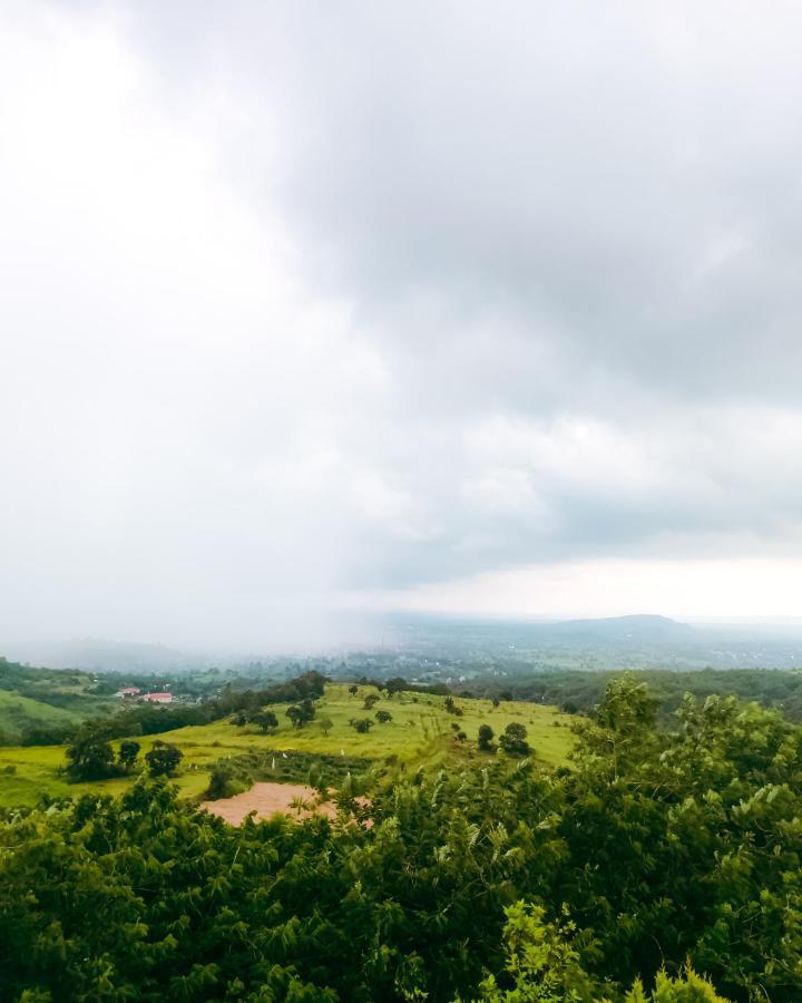 Anand Valley Hotel Panhala Ngoại thất bức ảnh